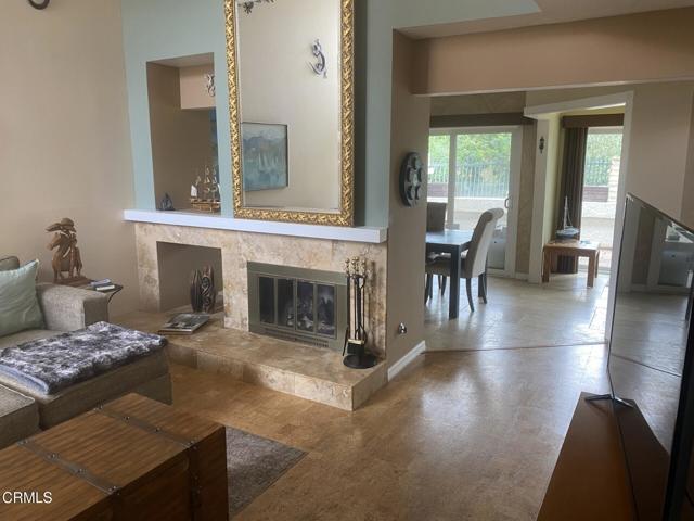 Detail Gallery Image 4 of 35 For 1425 Calle Lozano, Camarillo,  CA 93012 - 3 Beds | 2/1 Baths