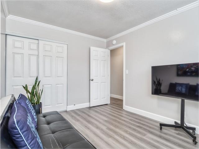4864 Snow Drive, San Jose CA: https://media.crmls.org/mediaz/864ff41d-3ad1-4857-94a3-e540e8ac7725.jpg
