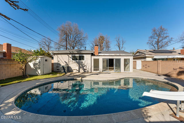 19844 Hemmingway Street, Winnetka CA: https://media.crmls.org/mediaz/86503f12-676c-4a62-9d85-fb6cd8e882d8.jpg