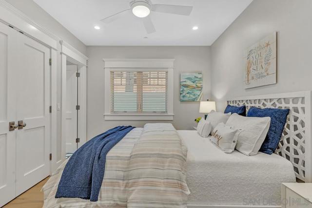 1050 Isabella Ave, Coronado CA: https://media.crmls.org/mediaz/8650826c-e51f-44e1-ba45-97f0e51d921b.jpg