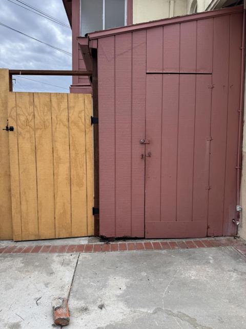 24545 Leona Drive, Hayward CA: https://media.crmls.org/mediaz/8650c143-13e8-4a8d-98d2-ba25913102f2.jpg