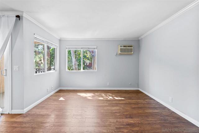 1280 W Main St, El Cajon CA: https://media.crmls.org/mediaz/86522885-00b4-4ed5-998b-9db15fa20b1b.jpg