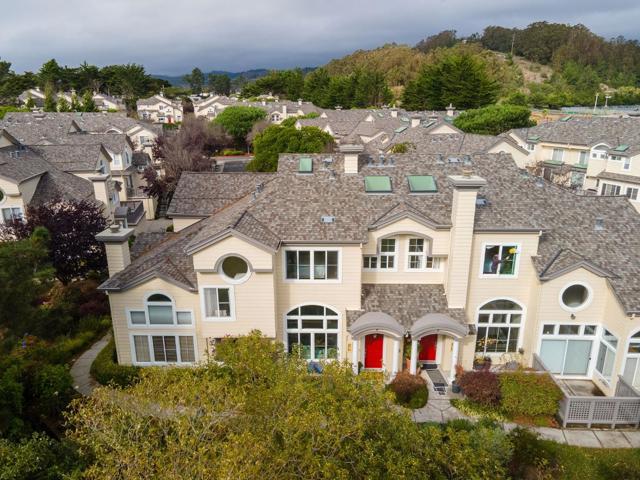 43 Erin Lane, Half Moon Bay CA: https://media.crmls.org/mediaz/8652821c-9470-47d7-8b05-a2850aa13649.jpg