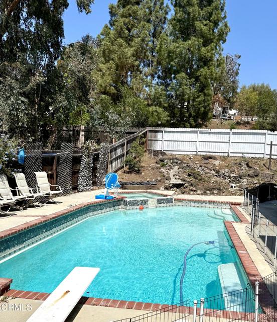 Detail Gallery Image 16 of 20 For 571 Citation Way, Thousand Oaks,  CA 91320 - 4 Beds | 3 Baths