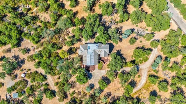 1308 Lakedale Rd, Santa Ysabel CA: https://media.crmls.org/mediaz/865375a5-d71d-44e0-ade4-55fce4f32a68.jpg