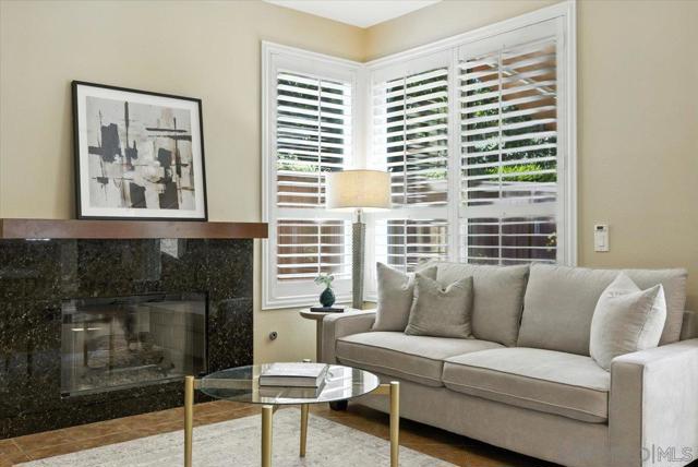 12224 Mulholland Ct, San Diego CA: https://media.crmls.org/mediaz/8653adf7-d959-42a8-9528-d758b925f3d5.jpg
