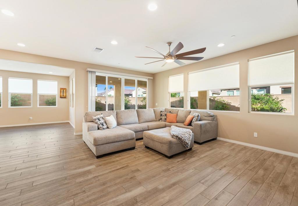 MLS #219138124DA image #5