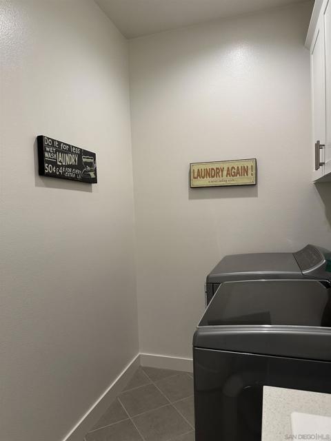 8005 Chalet Ln, Garden Grove CA: https://media.crmls.org/mediaz/865406d4-f63e-4ead-8d31-1ff5634323fa.jpg