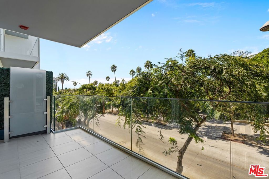 MLS #25604903 image #11