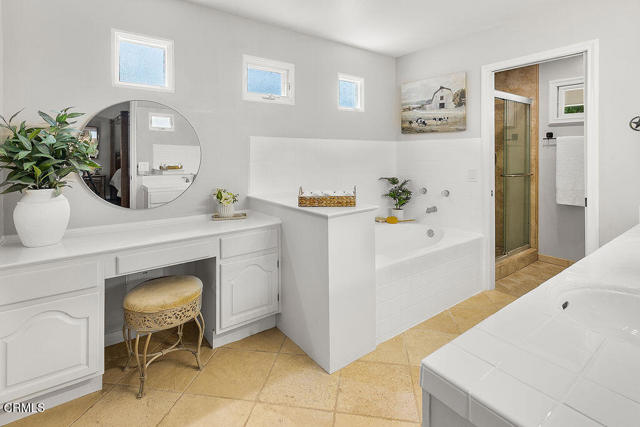 Detail Gallery Image 35 of 72 For 2735 Los Pinos Cir, Camarillo,  CA 93012 - 4 Beds | 2/2 Baths