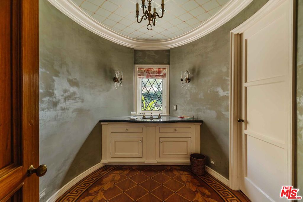 MLS #25494349 image #13