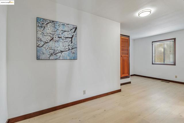 1518 MADERA CT, El Cerrito CA: https://media.crmls.org/mediaz/86564ad3-735e-4ce7-94a2-c69f988ed129.jpg