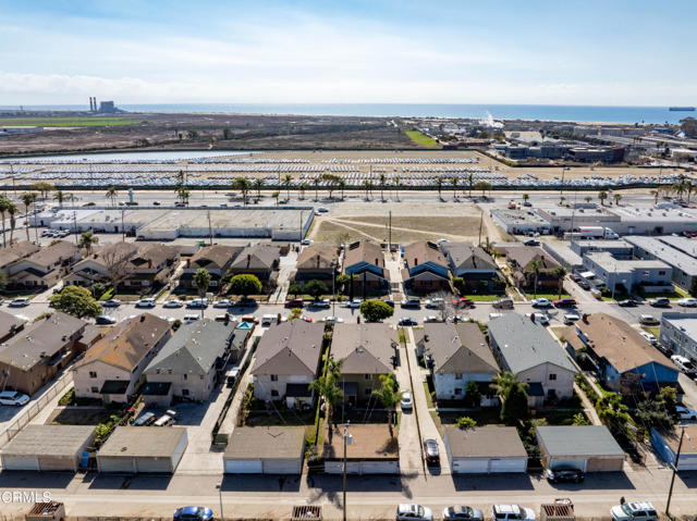 341 Cuesta Del Mar Drive, Oxnard CA: https://media.crmls.org/mediaz/86579ebf-fe11-4157-89b5-43a458d04111.jpg
