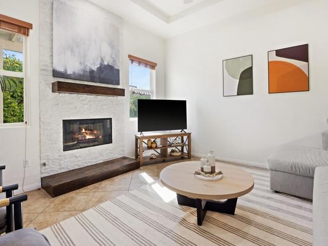 80872 Calle Azul, La Quinta CA: https://media.crmls.org/mediaz/8657f496-9681-45b8-b813-473d40cace57.jpg