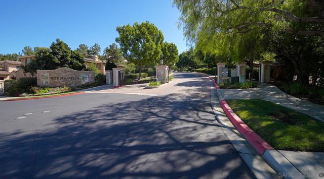 550 Echo Lane, San Marcos CA: https://media.crmls.org/mediaz/86582155-bfe2-4f8a-9fdf-fc1f3ef755c4.jpg