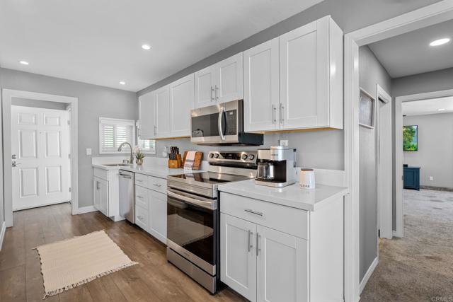 Detail Gallery Image 7 of 39 For 3883 Mount Everest Blvd., San Diego,  CA 92111 - 4 Beds | 2 Baths