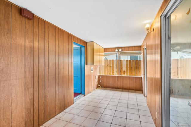 719 Marsolan Ave, Solana Beach CA: https://media.crmls.org/mediaz/865840fd-2d09-4788-93eb-cdb7f335641a.jpg