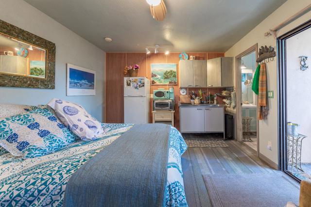 4355 Opal Cliff Drive, Santa Cruz CA: https://media.crmls.org/mediaz/865890f7-93ad-4124-bd02-bb4a9cefd718.jpg