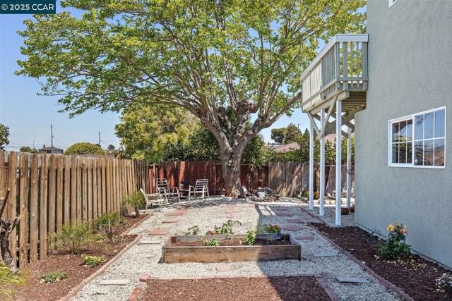 2283 Greenwich Rd, San Pablo CA: https://media.crmls.org/mediaz/86595ca9-ea16-451b-9dc8-4ae1463624a0.jpg