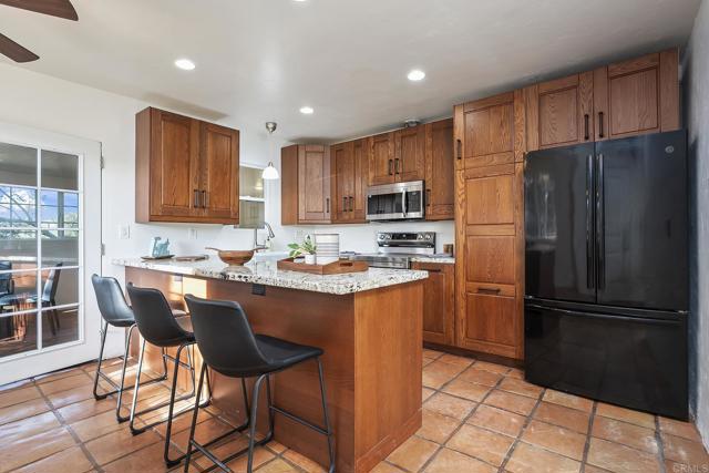 Detail Gallery Image 2 of 34 For 14072 Jamul Dr, Jamul,  CA 91935 - 3 Beds | 2 Baths