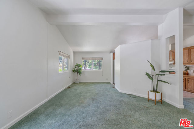 23777 Mulholland Highway, Calabasas CA: https://media.crmls.org/mediaz/865b99c9-a42b-4421-adc8-8ca664c66f0a.jpg