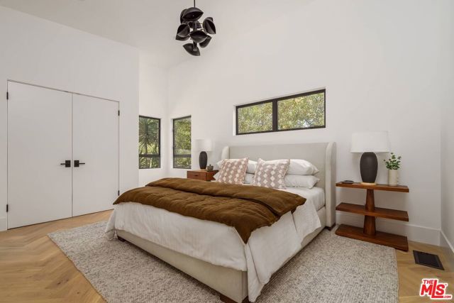 1541 Rising Glen Road, Los Angeles, California 90069, 3 Bedrooms Bedrooms, ,3 BathroomsBathrooms,Single Family Residence,For Sale,Rising Glen,24342779