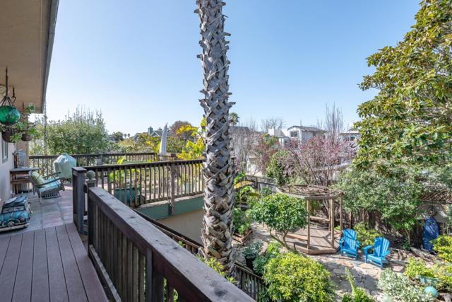 4355 Opal Cliff Drive, Santa Cruz CA: https://media.crmls.org/mediaz/865d66db-e30c-47ae-aee8-e25234985fbd.jpg