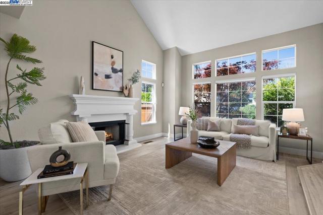 318 Montoya Way, Danville CA: https://media.crmls.org/mediaz/865ef288-4035-4331-9cad-7854ea8ca823.jpg