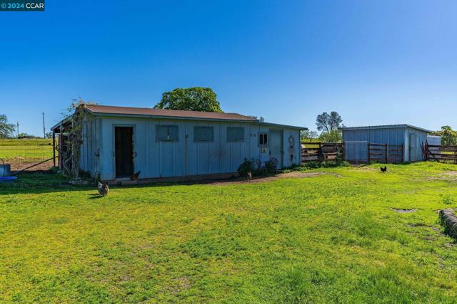 Stalls/chicken coop/tack room