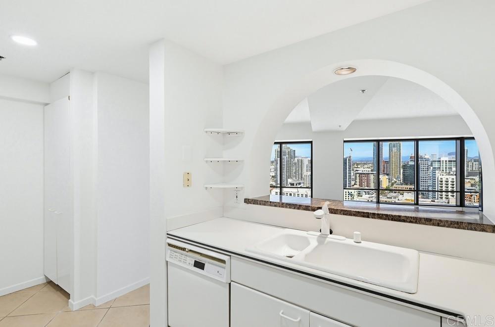 200 Harbor Drive - photo 11