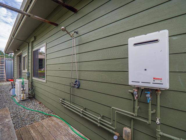 1584 Tindall Ranch Road, Corralitos CA: https://media.crmls.org/mediaz/8660ae0b-949b-4ecb-9ccd-ee13b84b9961.jpg