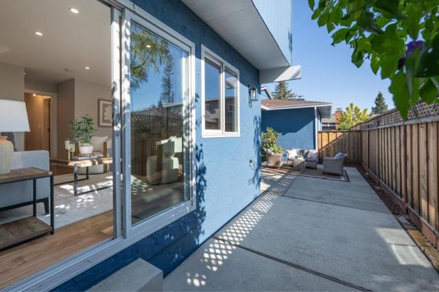 1035 Valota Road, Redwood City CA: https://media.crmls.org/mediaz/8660f480-f536-4b3d-b6de-c457d3260d56.jpg