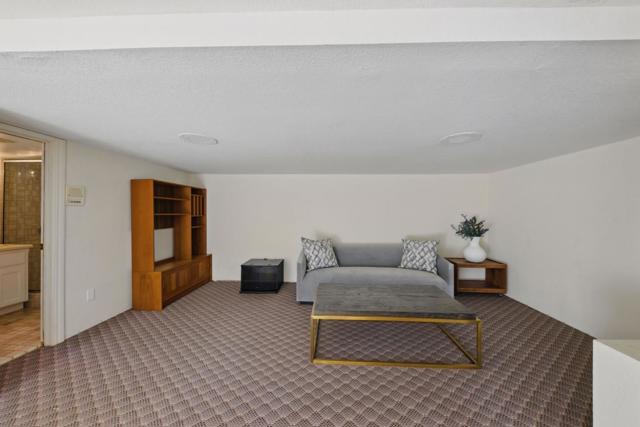 1035 Macadamia Drive, Hillsborough CA: https://media.crmls.org/mediaz/86610adb-95b0-4343-9e7d-2f806809e55d.jpg