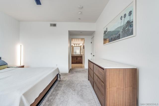 3650 5th Avenue, San Diego CA: https://media.crmls.org/mediaz/86616810-021e-4d80-93ff-7bb62c9dae7e.jpg