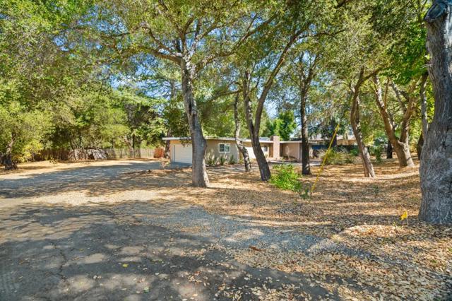 20141 Mendelsohn Lane, Saratoga CA: https://media.crmls.org/mediaz/8661ec73-d8aa-4322-ba31-ca11d1b1f79b.jpg