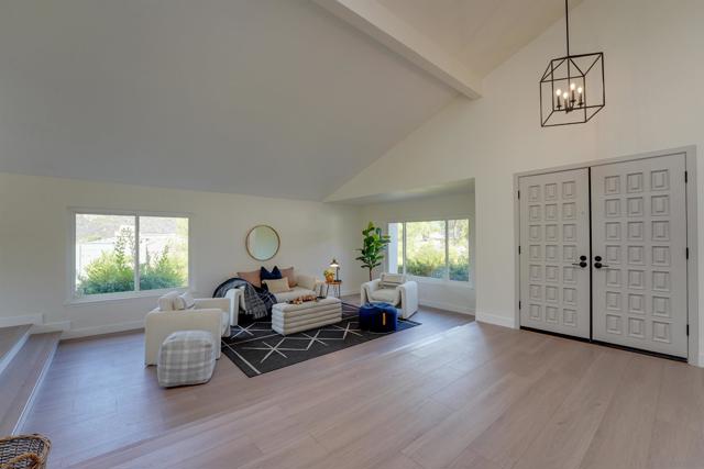 3302 Vista Rocosa, Escondido CA: https://media.crmls.org/mediaz/866201b9-d6e7-4c84-be2d-c00867742152.jpg