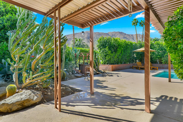71521 Halgar Road, Rancho Mirage CA: https://media.crmls.org/mediaz/86627428-abad-4e8b-abb0-cc771625226a.jpg