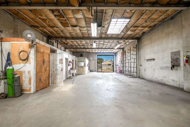 Image 7 of 24 For 954 86th Ave