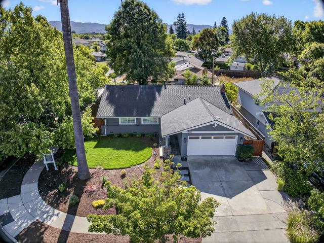 1549 Hilton Court, San Jose CA: https://media.crmls.org/mediaz/86635267-7221-48f4-941b-0faed96ef141.jpg