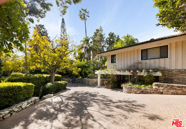 804 Walden Drive photo 6