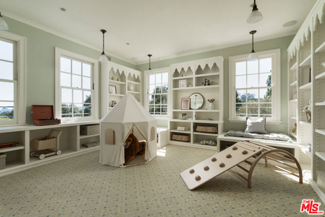 Image 29 of 48 For 771 Garden Lane