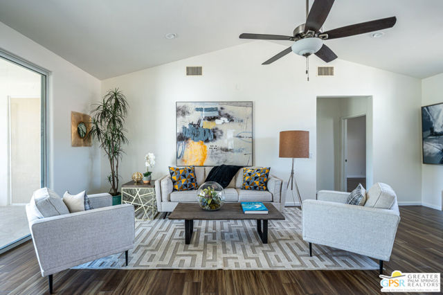 3770 Torito Circle, Palm Springs CA: https://media.crmls.org/mediaz/8667128b-9435-49ab-a4e0-edfae200af6f.jpg