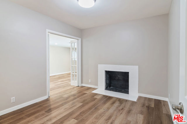 6421 Gaviota Avenue, Van Nuys CA: https://media.crmls.org/mediaz/866758f0-16a9-4e2b-aa99-1f9578eac840.jpg