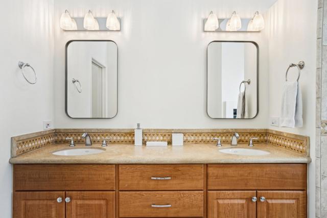 110 Celano Circle, Palm Desert CA: https://media.crmls.org/mediaz/8667fd8d-b968-4477-a3b3-5a68c08a04fc.jpg