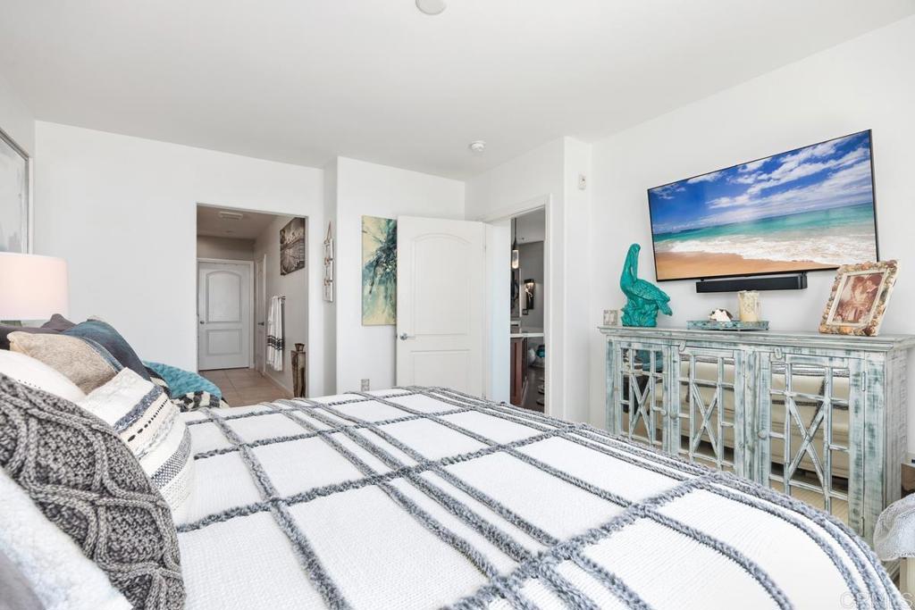 1021 Costa Pacifica Way - photo 16
