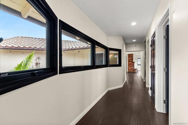 5602 Ladybird Lane, La Jolla CA: https://media.crmls.org/mediaz/866a1060-b92e-401d-b4ae-77dee6cb631d.jpg