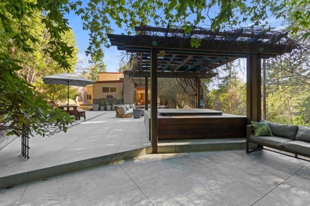 23185 Old Santa Cruz Highway, Los Gatos CA: https://media.crmls.org/mediaz/866a55ac-17e5-4c71-9c95-2271c6658d60.jpg