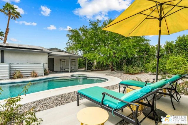 3121 E Ventura Road, Palm Springs CA: https://media.crmls.org/mediaz/866abf3f-b7d1-45a7-a27f-f3a03985ba9b.jpg