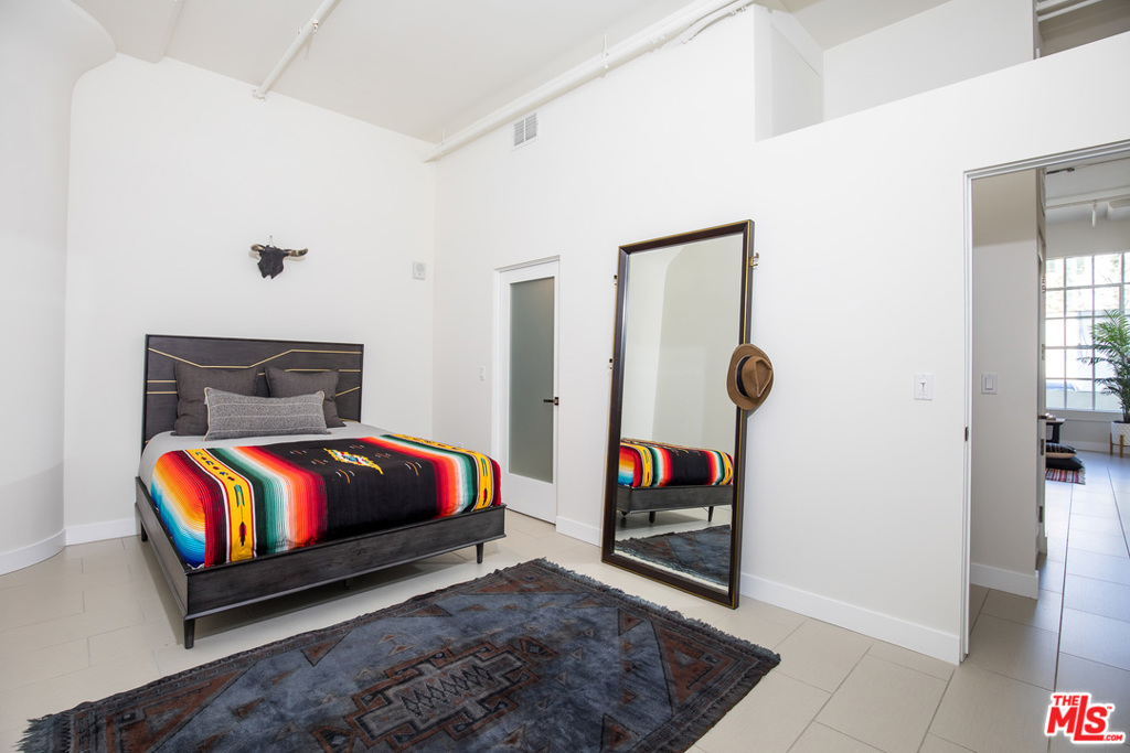 939 S Broadway 611, Los Angeles, CA 90015