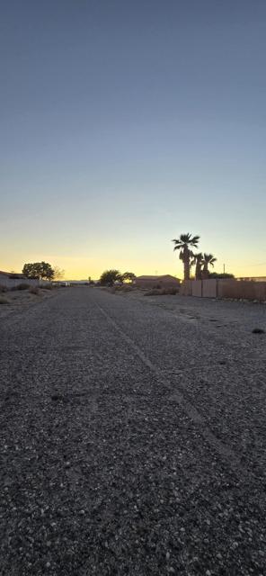 2577 Sorrel Avenue, Thermal CA: https://media.crmls.org/mediaz/866dc2ca-c606-4eb3-89de-c1cdca4233da.jpg